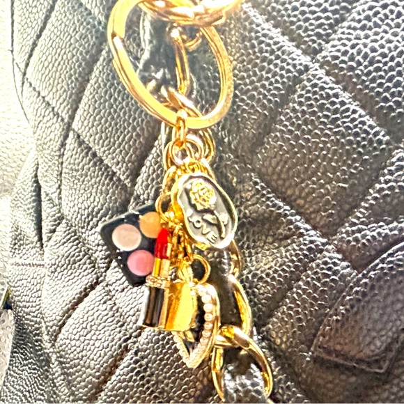 Gold and Black Charm Keychain - Picture 6 of 9